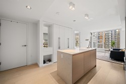 1009-1289 Hornby Street  Vancouver, BC V6Z 0G7