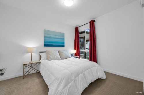 318-5460 Broadway, Burnaby, BC 