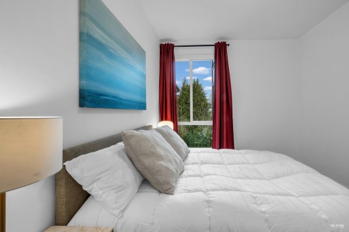 318-5460 Broadway, Burnaby, BC 
