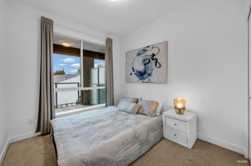 318-5460 Broadway, Burnaby, BC 