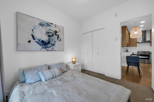 318-5460 Broadway, Burnaby, BC 