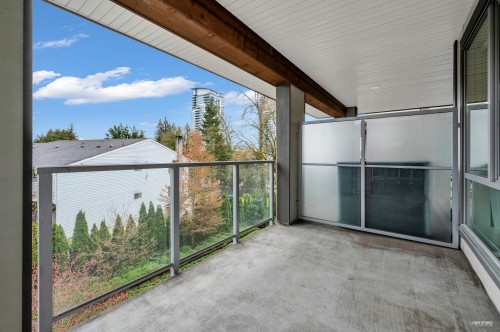318-5460 Broadway, Burnaby, BC 