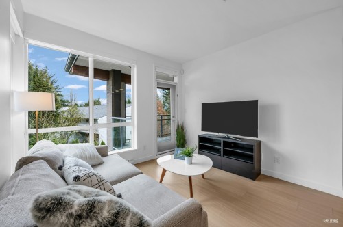 318-5460 Broadway, Burnaby, BC 
