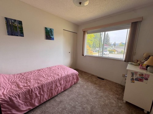 21946 Cliff Pl, Maple Ridge, BC 