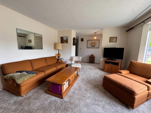 21946 Cliff Pl, Maple Ridge, BC 