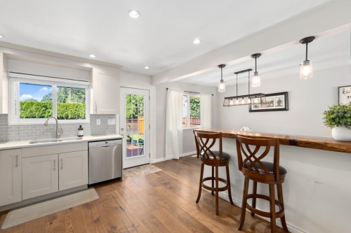 1715 Imperial Avenue, Port Coquitlam, BC 