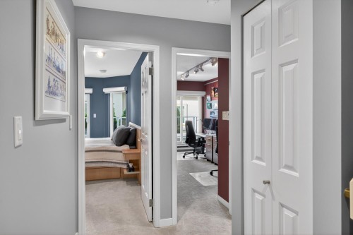 1261 7Th Avenue W, Vancouver, BC 