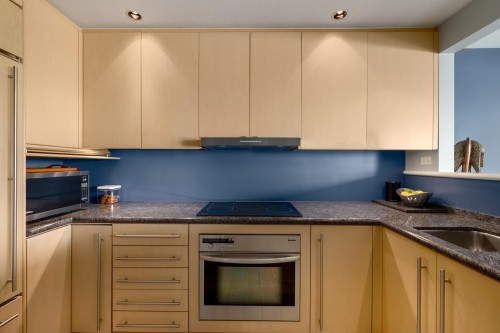 1261 7Th Avenue W, Vancouver, BC 
