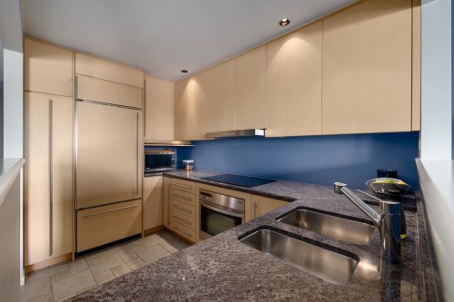 1261 7Th Avenue W, Vancouver, BC 