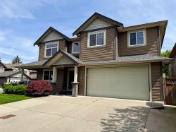 11972 239 Street Maple Ridge, BC V4R 1W4