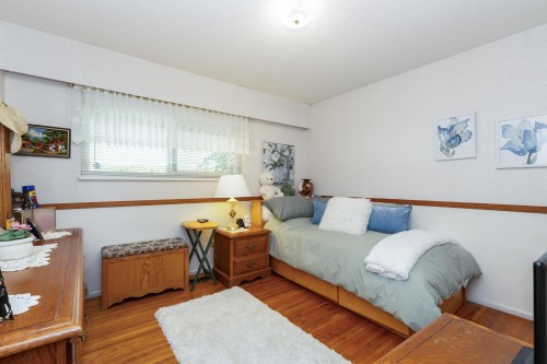 160 Harvard Drive, Port Moody, BC 