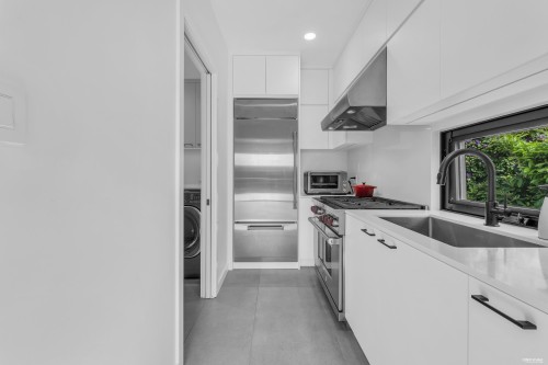 4275 Chelsea Crescent, North Vancouver, BC 