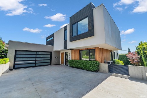 4275 Chelsea Crescent, North Vancouver, BC 