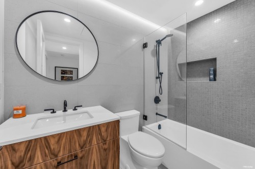 4275 Chelsea Crescent, North Vancouver, BC 