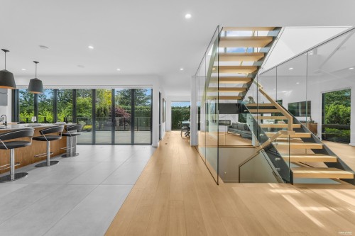 4275 Chelsea Crescent, North Vancouver, BC 