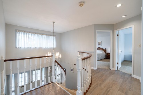 2235 16Th Avenue W, Vancouver, BC 