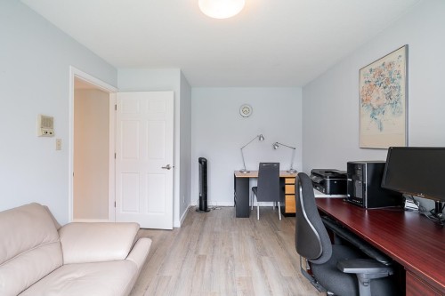 2235 16Th Avenue W, Vancouver, BC 