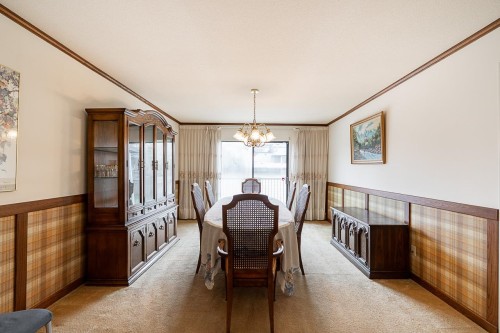 2235 16Th Avenue W, Vancouver, BC 