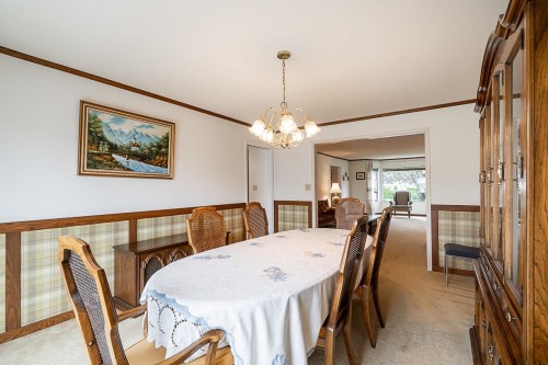 2235 16Th Avenue W, Vancouver, BC 