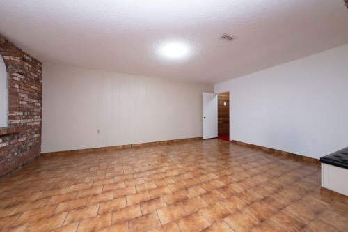 775 Esmond Avenue, Burnaby, BC 