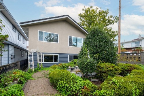 775 Esmond Avenue, Burnaby, BC 