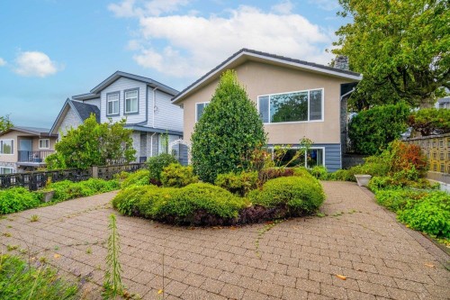 775 Esmond Avenue, Burnaby, BC 