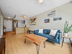 213-159 2nd Avenue W Vancouver, BC V5Y 0L8
