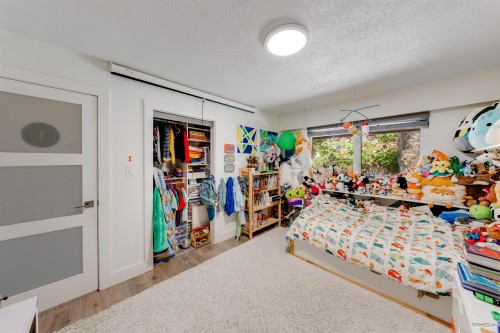 3907 Bayridge Place, West Vancouver, BC 