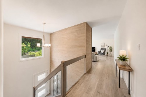 3907 Bayridge Place, West Vancouver, BC 