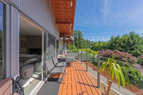 3907 Bayridge Place, West Vancouver, BC 