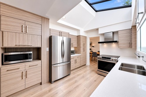 3907 Bayridge Place, West Vancouver, BC 