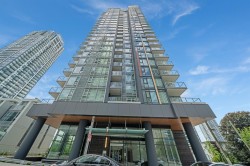 606-6398 Silver Avenue Burnaby, BC V5H 0K7