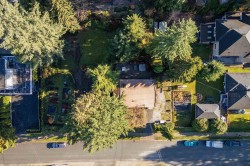 655 Macintosh Street Coquitlam, BC V3J 4Y4