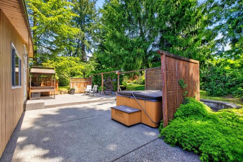 655 Macintosh Street, Coquitlam, BC 