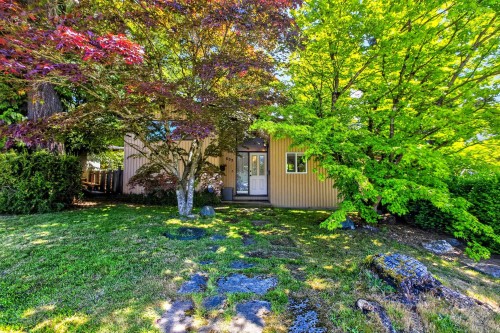 655 Macintosh Street, Coquitlam, BC 