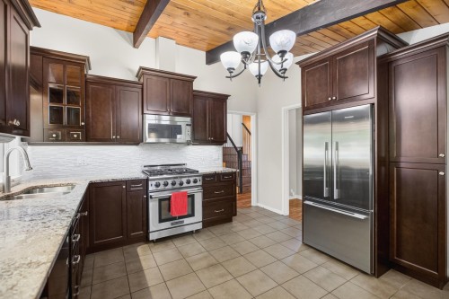 655 Macintosh Street, Coquitlam, BC 