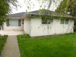 2849 King Edward Avenue W Vancouver, BC V6L 1V1