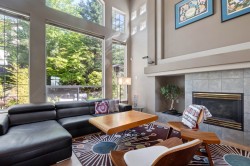 43 Linden Court  Port Moody, BC V3H 5C1