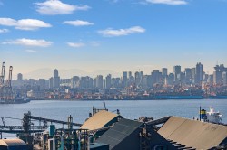 1906-1401 Hunter Street  North Vancouver, BC V7J 0E2