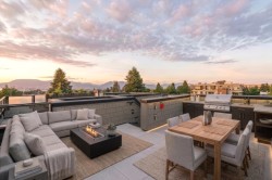 4470 Ash Street  Vancouver, BC V5Z 2H8