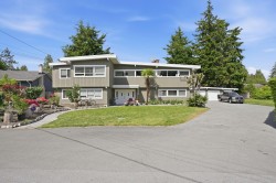 1679 58 Street Delta, BC V4L 1X6