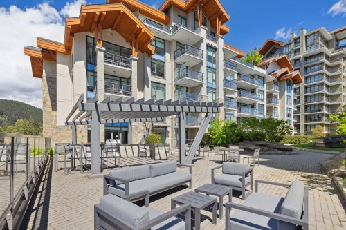 403-2780 Valley Centre Avenue  North Vancouver, BC V7J 0C4