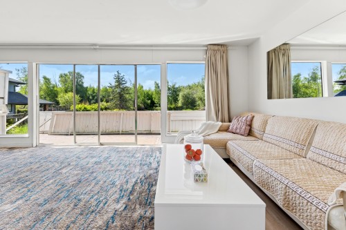 11480 Granville Avenue, Richmond, BC 