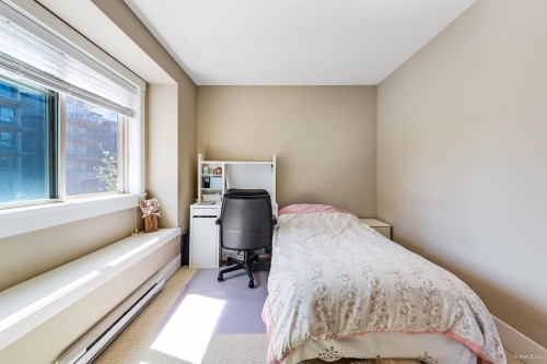 216-7168 Stride Avenue, Burnaby, BC 
