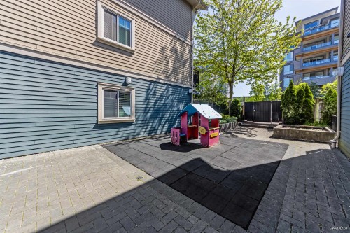 216-7168 Stride Avenue, Burnaby, BC 
