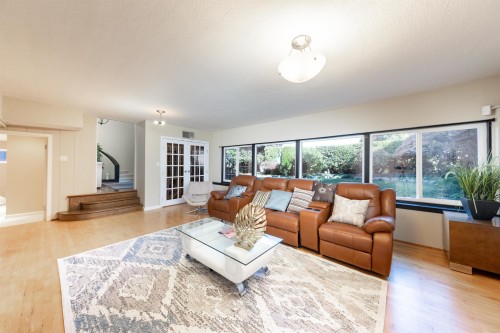4393 Puget Drive, Vancouver, BC 