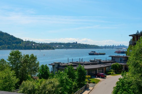 306-3873 Cates Landing Way, North Vancouver, BC 