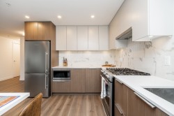 304-645 Como Lake Avenue  Coquitlam, BC V3J 0N9