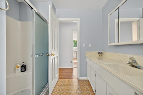 4460 Atlee Avenue, Burnaby, BC 