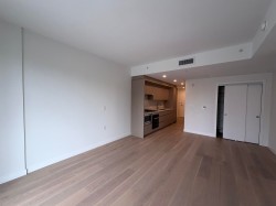 3xx-5212 Cambie Street Vancouver, BC V5Z 2Z7